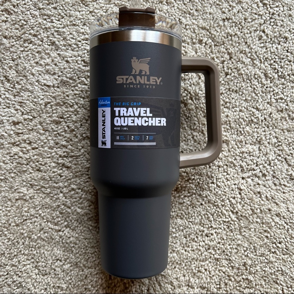 Stanley Adventure Quencher Cup 40 oz in Coal